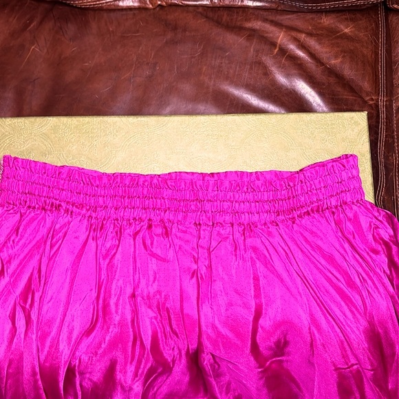 Anthropologie, NWT - Silk Fushia Skirt with delicate beaded waist, Sz M ($258) - Picture 5 of 9